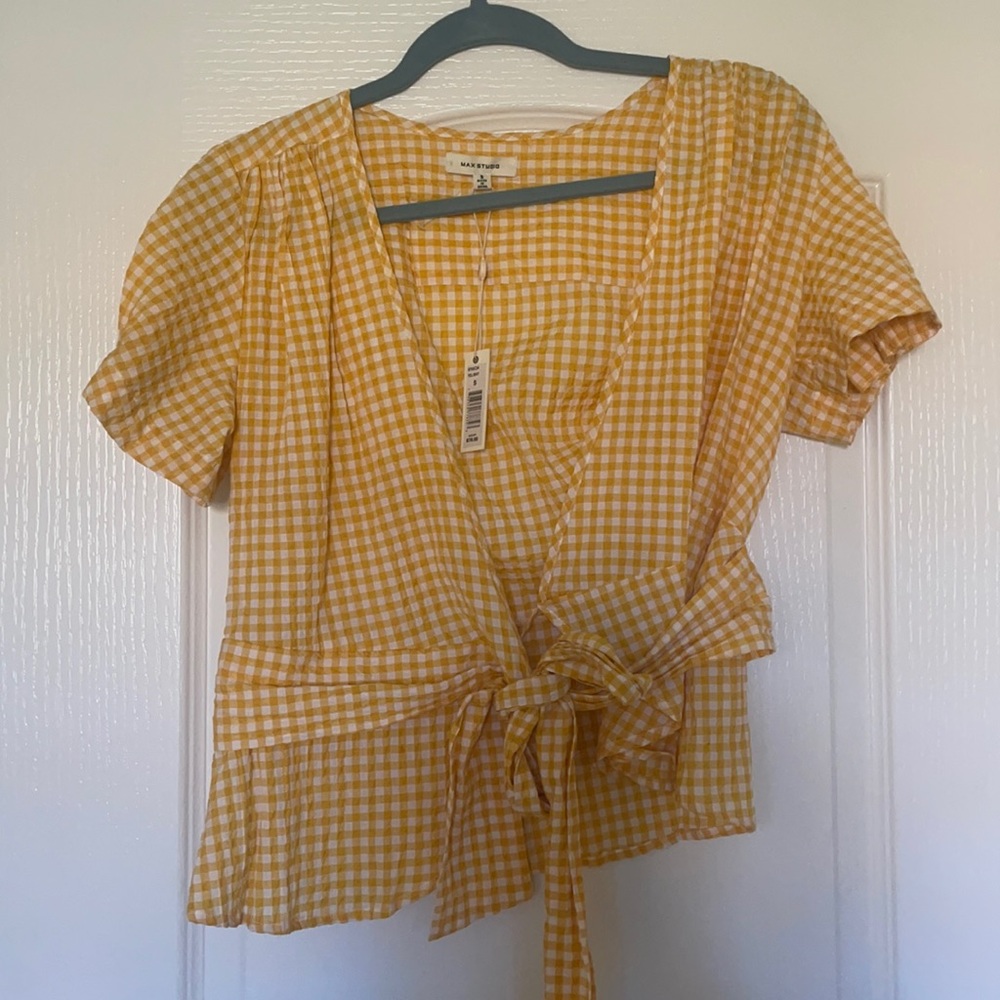Max studio tie top